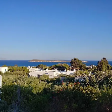 Holiday home Serene, Spacious Paros Getaway